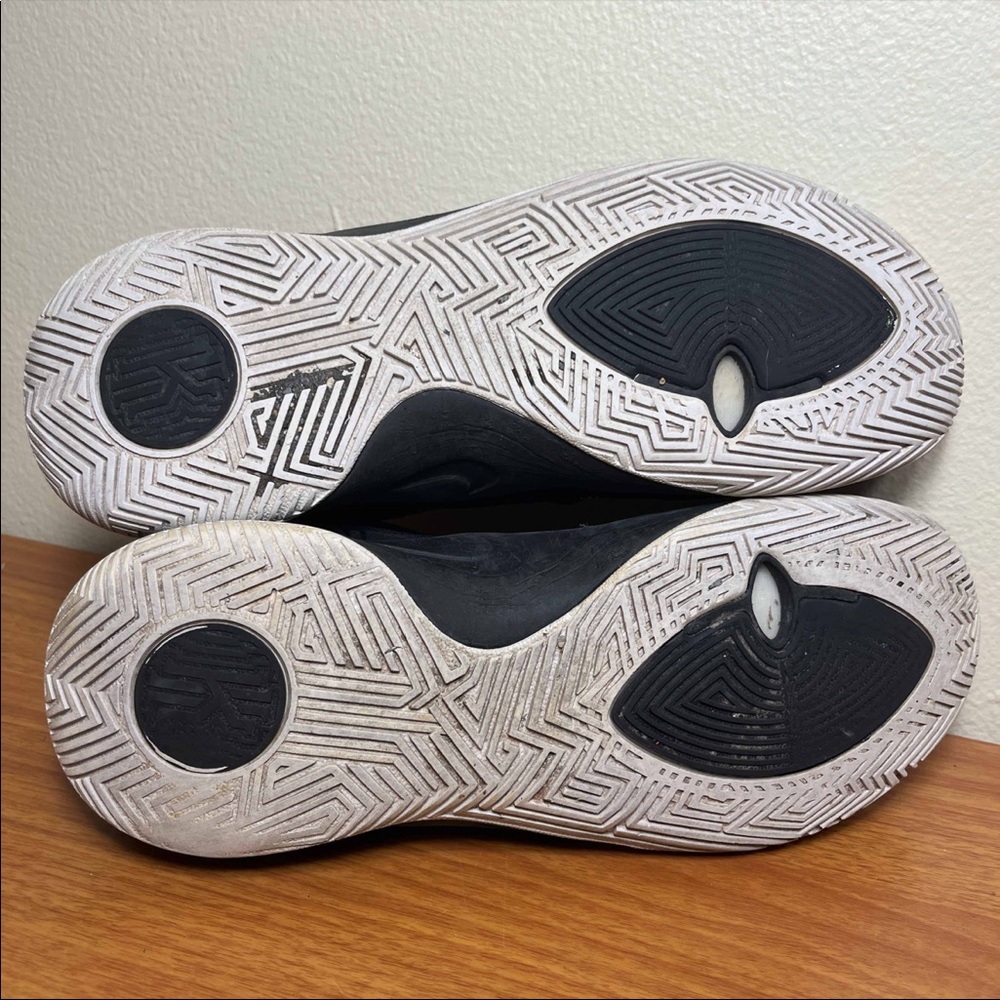 Kyrie Flytrap 2 - image 6